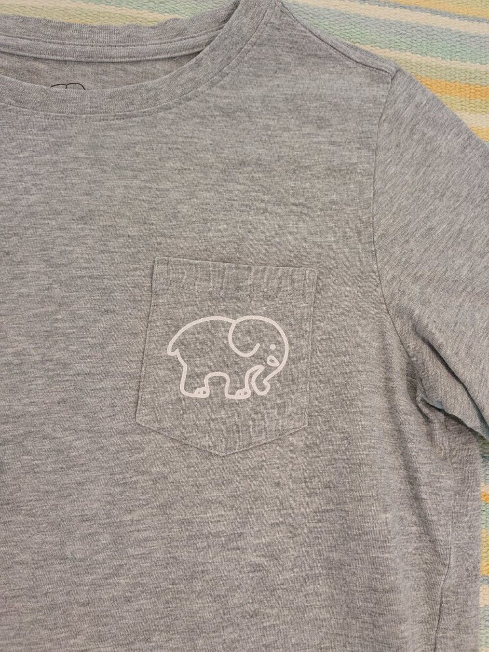 ⭐ Ivory Ella gray short sleeve shirt small - Picture 4 of 7